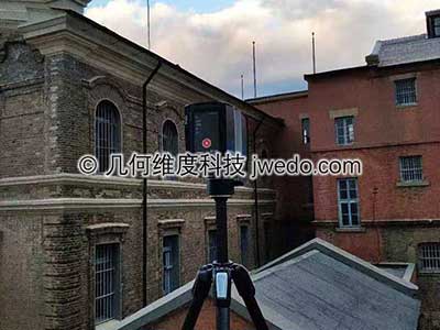 三维激光扫描是一种三维测量技术，在遗迹遗址、考古文物保护应用中可快速、精准的采集空间点坐标信息，并可制作成三维模型。三维模型有很多的应用场景，比如三维数字化展示平台、完整永久的数字化存档、形变分析、毁损修复等。
